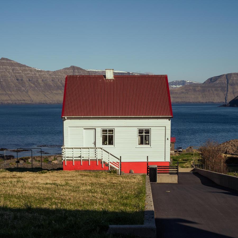 Lovely 4-Br House / Sea View / Nature Oyndarfjordur エクステリア 写真